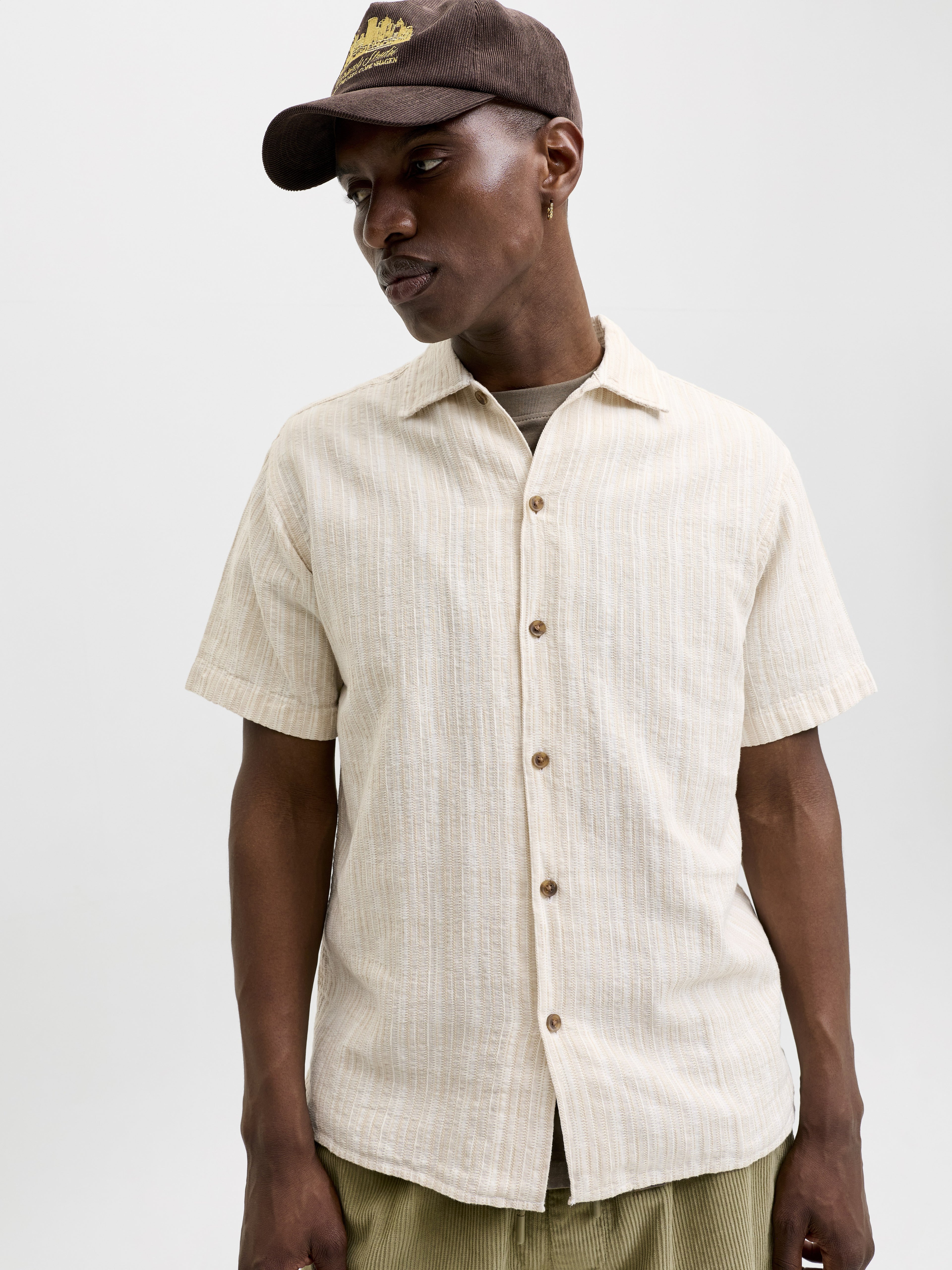 175909_image_1