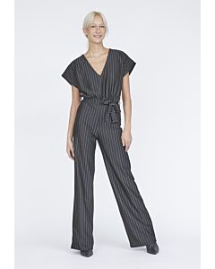 SISTERS POINT Jumpsuits