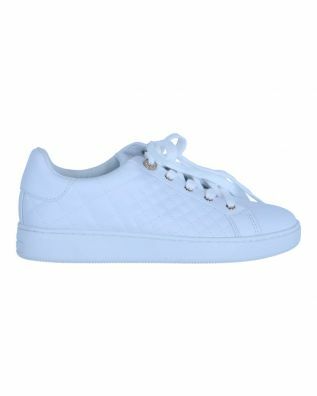 GUESS Sneakers